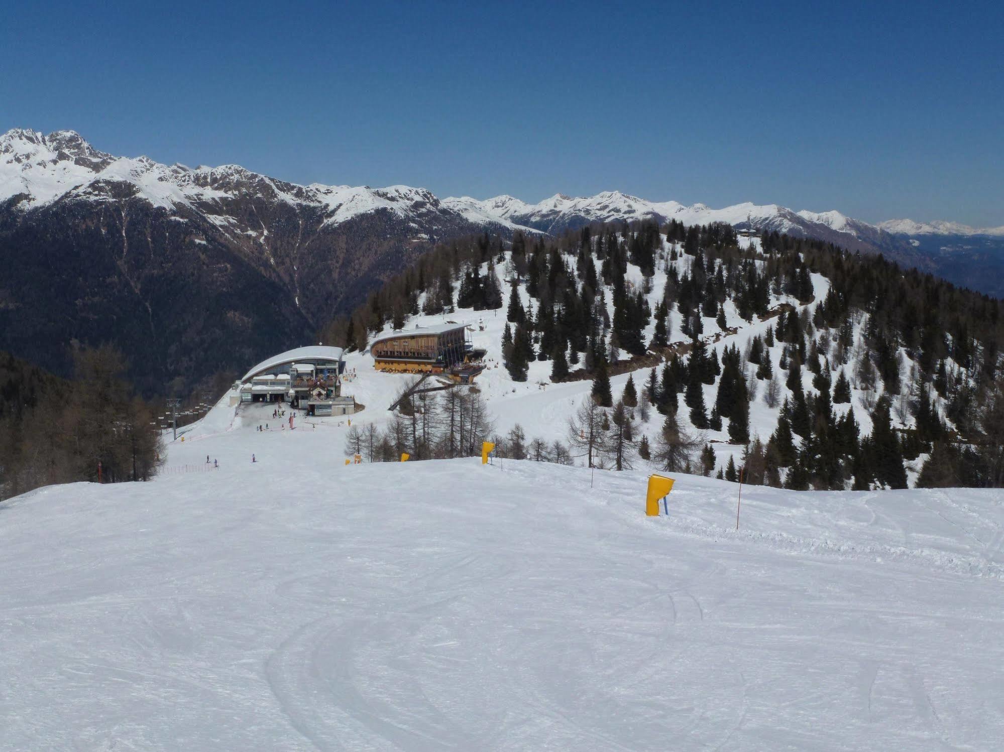 Affittacamere Lago Rotondo Медзана Екстериор снимка